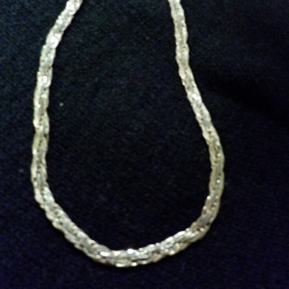 Vintage AVON Bracelet - Picture 1 of 2